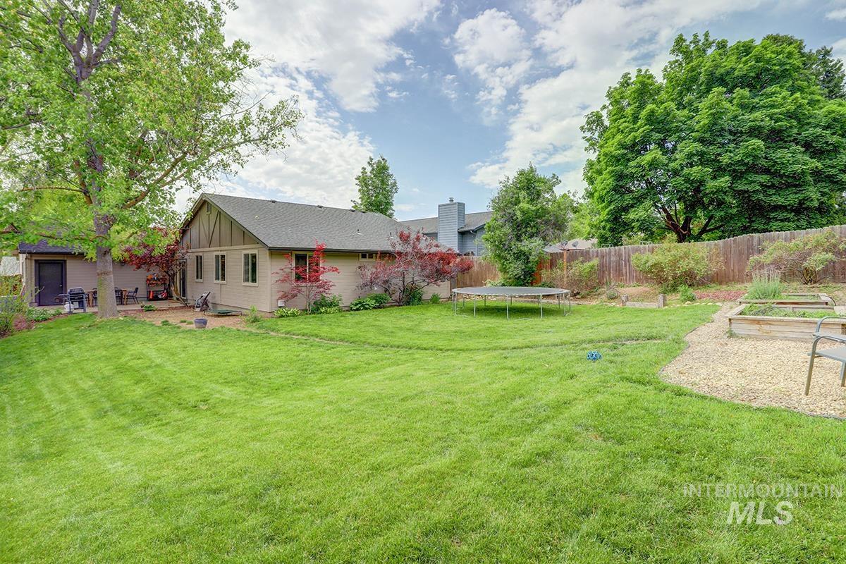 398 Mango Dr, Eagle, Idaho 83616-5120, 3 Bedrooms, 2 Bathrooms, Residential For Sale, Price $539,900, 98986200
