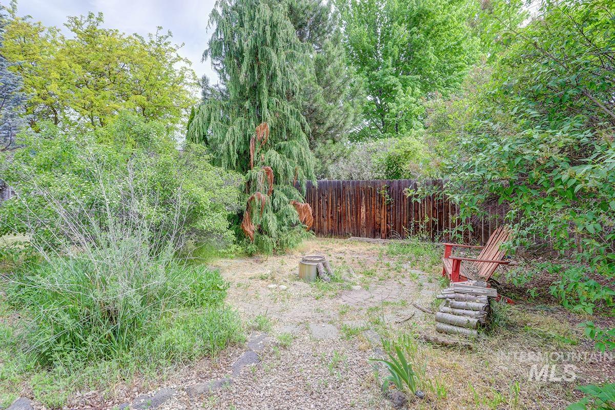 398 Mango Dr, Eagle, Idaho 83616-5120, 3 Bedrooms, 2 Bathrooms, Residential For Sale, Price $539,900, 98986200