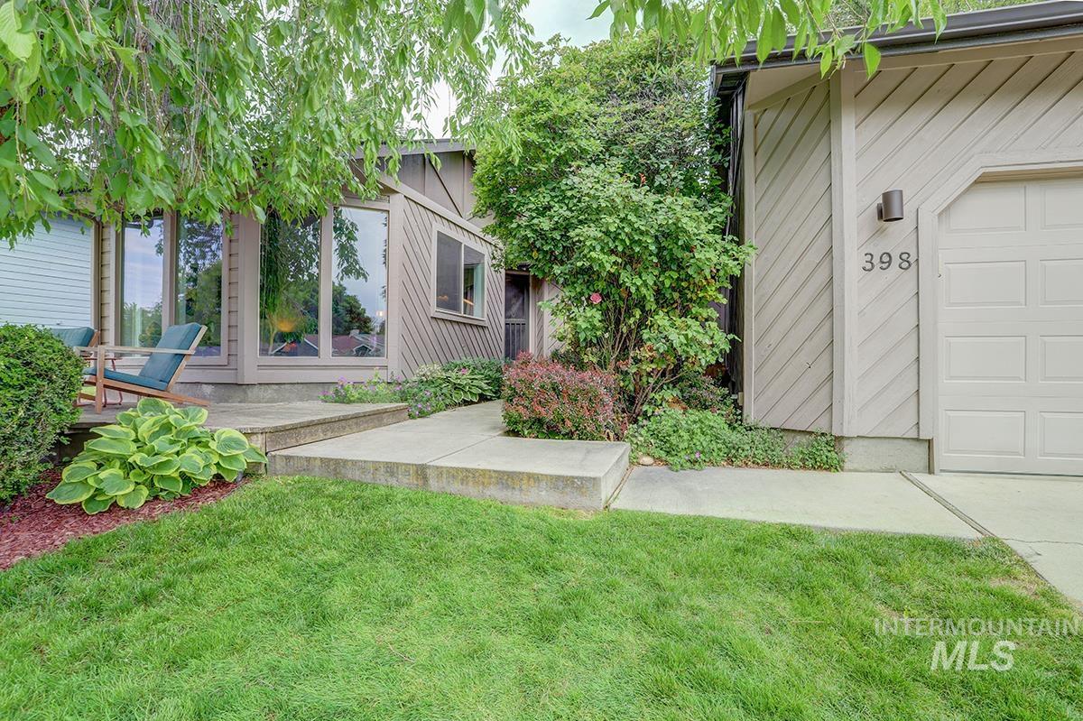 398 Mango Dr, Eagle, Idaho 83616-5120, 3 Bedrooms, 2 Bathrooms, Residential For Sale, Price $539,900, 98986200
