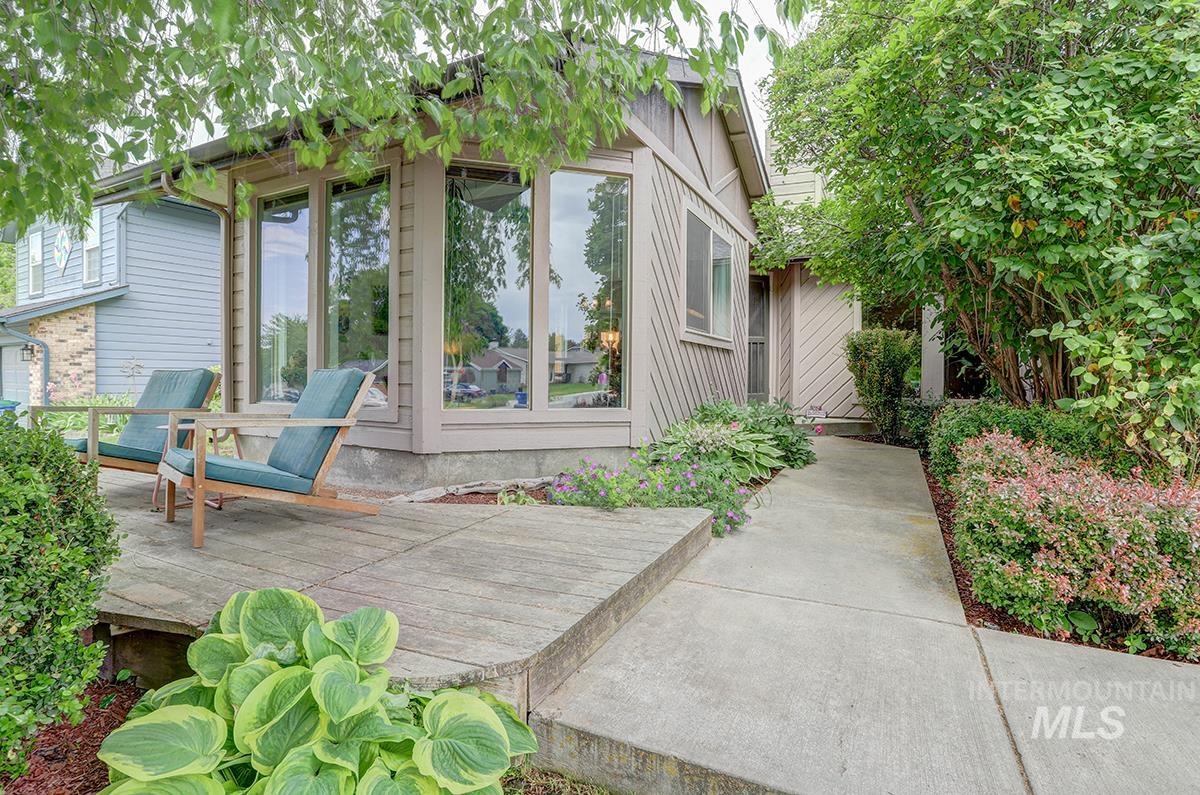 398 Mango Dr, Eagle, Idaho 83616-5120, 3 Bedrooms, 2 Bathrooms, Residential For Sale, Price $539,900, 98986200