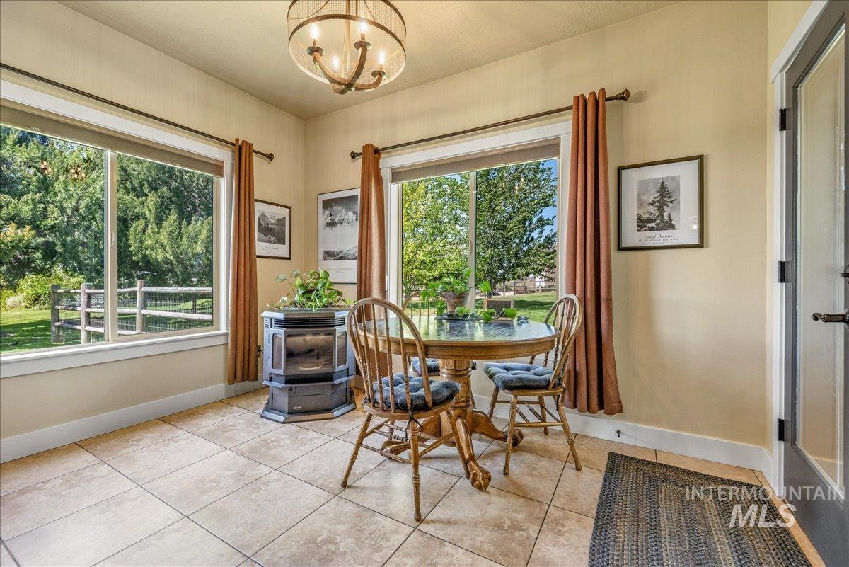 18593 S Pleasant Valley Rd, Kuna, Idaho 83634, 4 Bedrooms, 3 Bathrooms, Residential For Sale, Price $1,500,000, 98986201