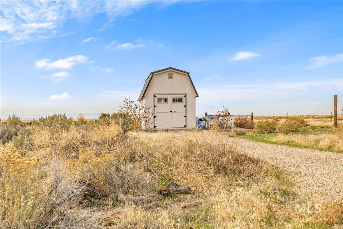 18593 S Pleasant Valley Rd, Kuna, Idaho 83634, 4 Bedrooms, 3 Bathrooms, Residential For Sale, Price $1,500,000, 98986201
