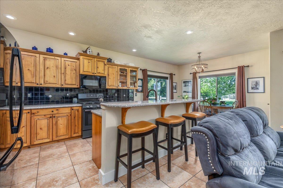 18593 S Pleasant Valley Rd, Kuna, Idaho 83634, 4 Bedrooms, 3 Bathrooms, Residential For Sale, Price $1,500,000, 98986201