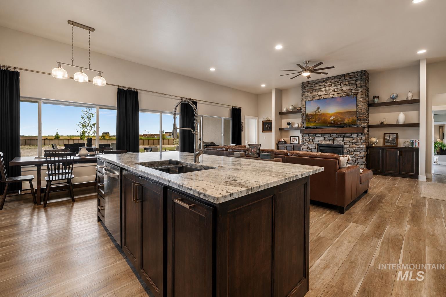 3840 Susan Cir E, Kimberly, Idaho 83334-5502, 4 Bedrooms, 2.5 Bathrooms, Residential For Sale, Price $750,000, 98986203