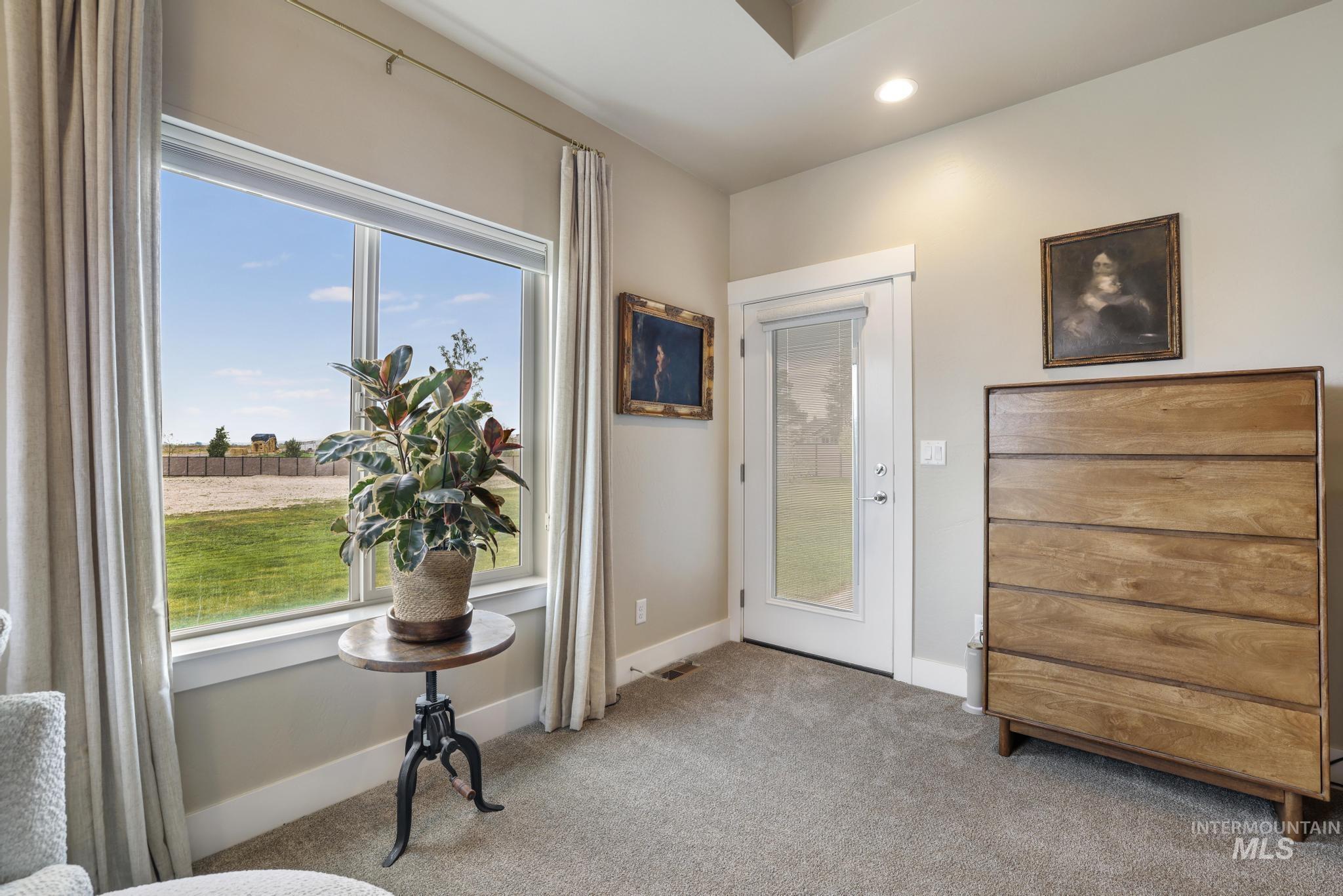3840 Susan Cir E, Kimberly, Idaho 83334-5502, 4 Bedrooms, 2.5 Bathrooms, Residential For Sale, Price $750,000, 98986203