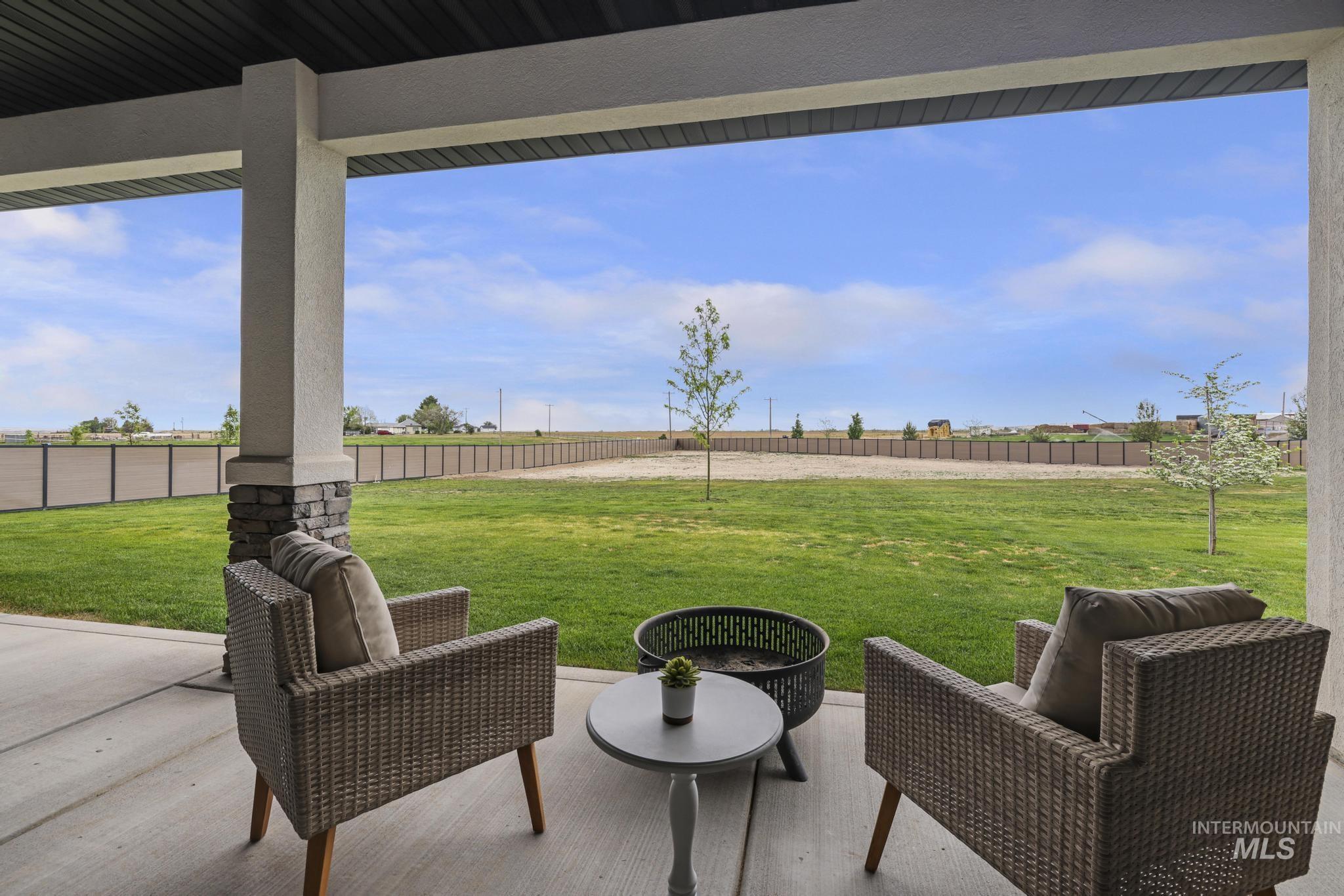 3840 Susan Cir E, Kimberly, Idaho 83334-5502, 4 Bedrooms, 2.5 Bathrooms, Residential For Sale, Price $750,000, 98986203