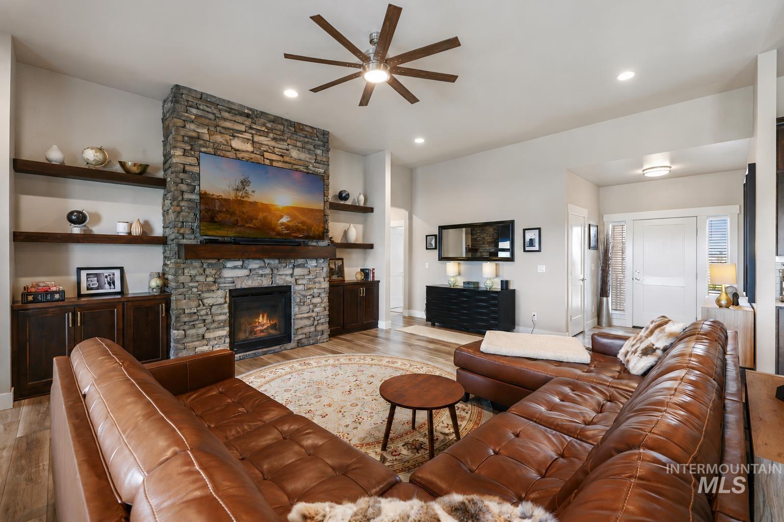 3840 Susan Cir E, Kimberly, Idaho 83334-5502, 4 Bedrooms, 2.5 Bathrooms, Residential For Sale, Price $750,000, 98986203