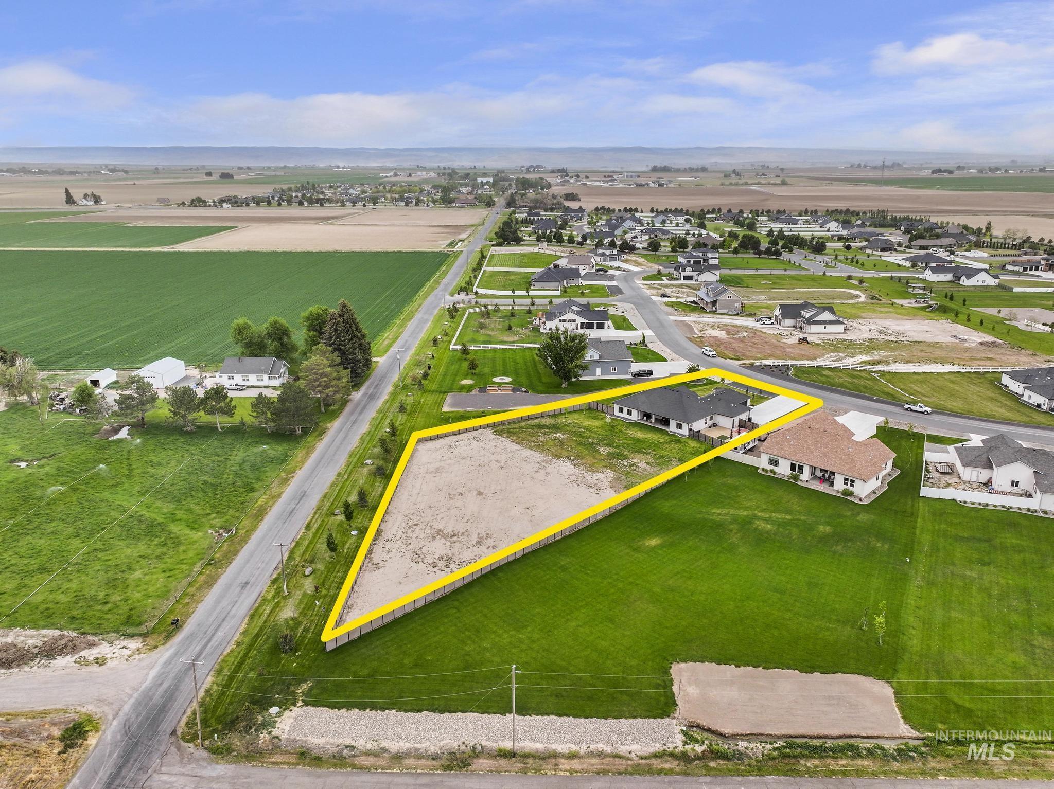 3840 Susan Cir E, Kimberly, Idaho 83334-5502, 4 Bedrooms, 2.5 Bathrooms, Residential For Sale, Price $750,000, 98986203