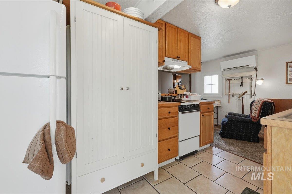 510 S. Fern St., Nampa, Idaho 83686, 2 Bedrooms, 1 Bathroom, Residential For Sale, Price $245,000, 98986205