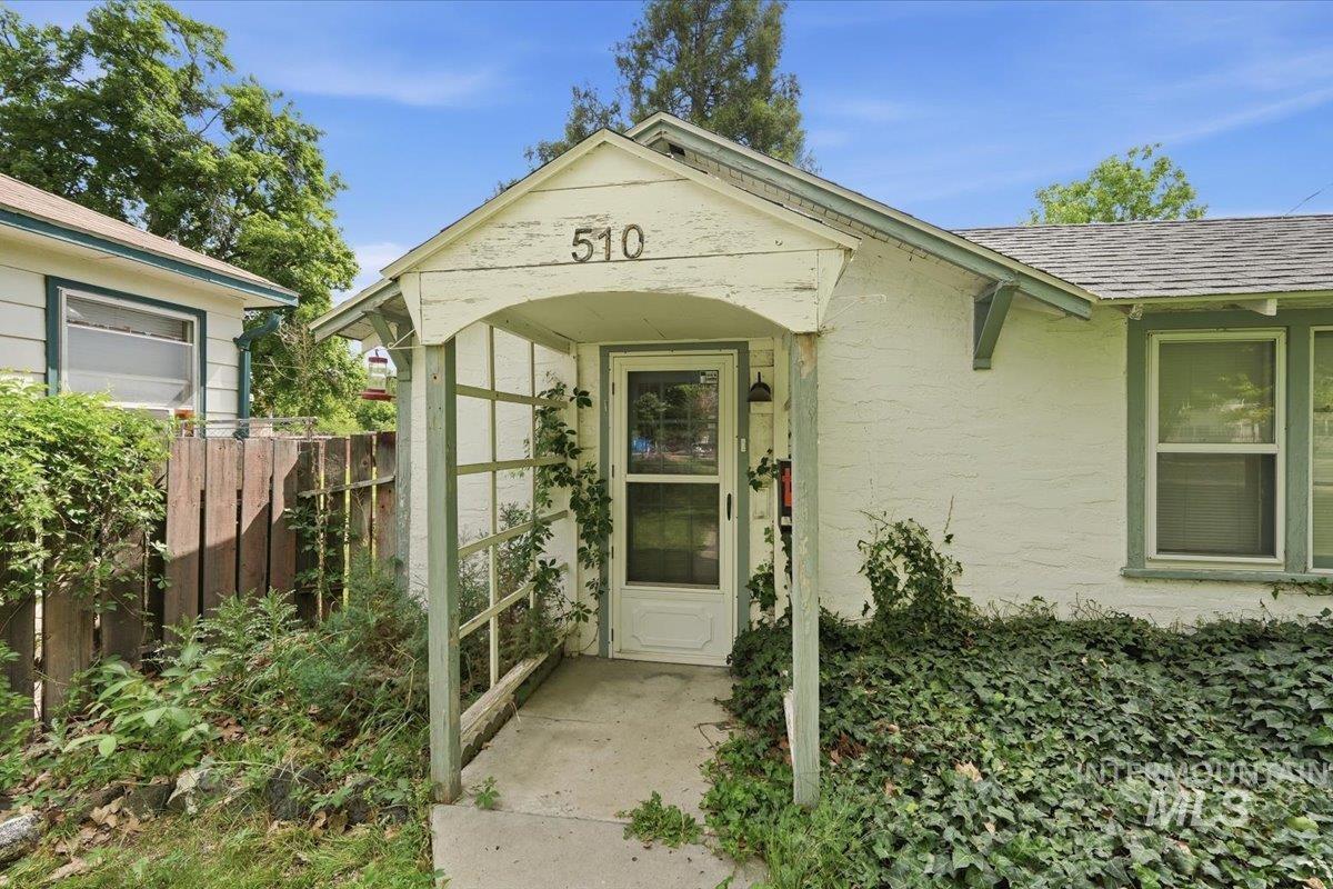 510 S. Fern St., Nampa, Idaho 83686, 2 Bedrooms, 1 Bathroom, Residential For Sale, Price $245,000, 98986205