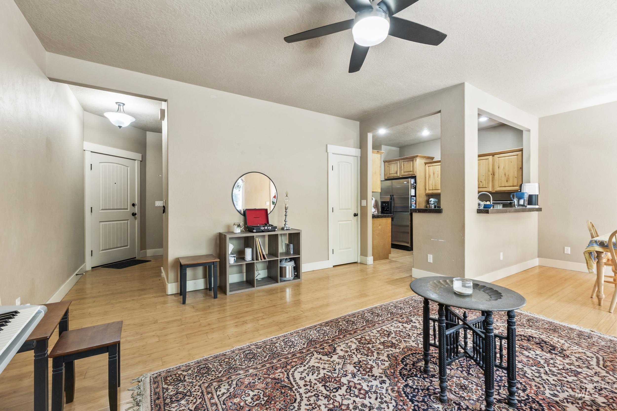 5233 W Morris Hill Rd, Boise, Idaho 83705, 3 Bedrooms, 2.5 Bathrooms, Residential Income For Sale, Price $425,000, 98986206
