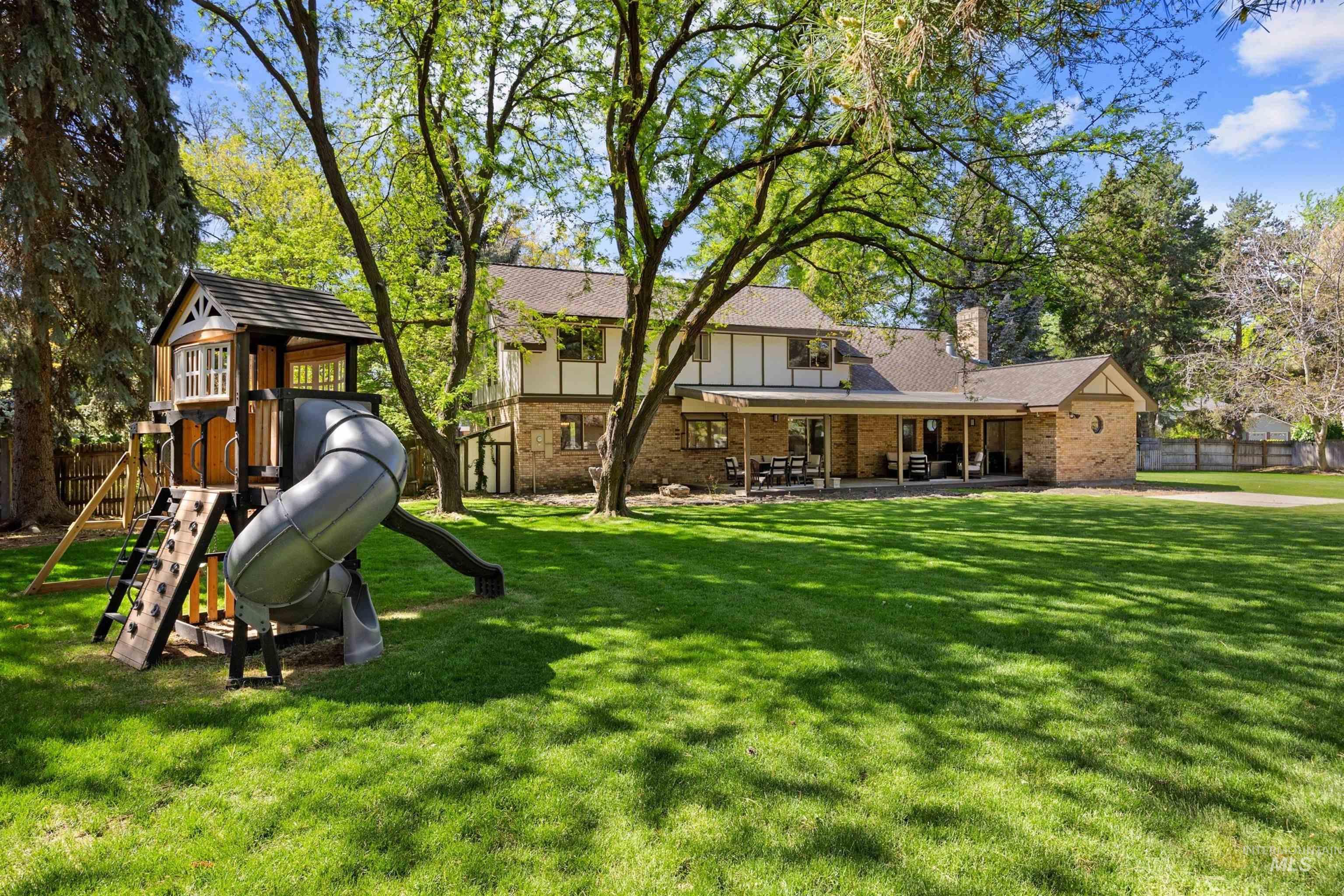 12474 W Ginger Creek Drive, Boise, Idaho 83713, 4 Bedrooms, 2.5 Bathrooms, Residential For Sale, Price $1,200,000, 98986211