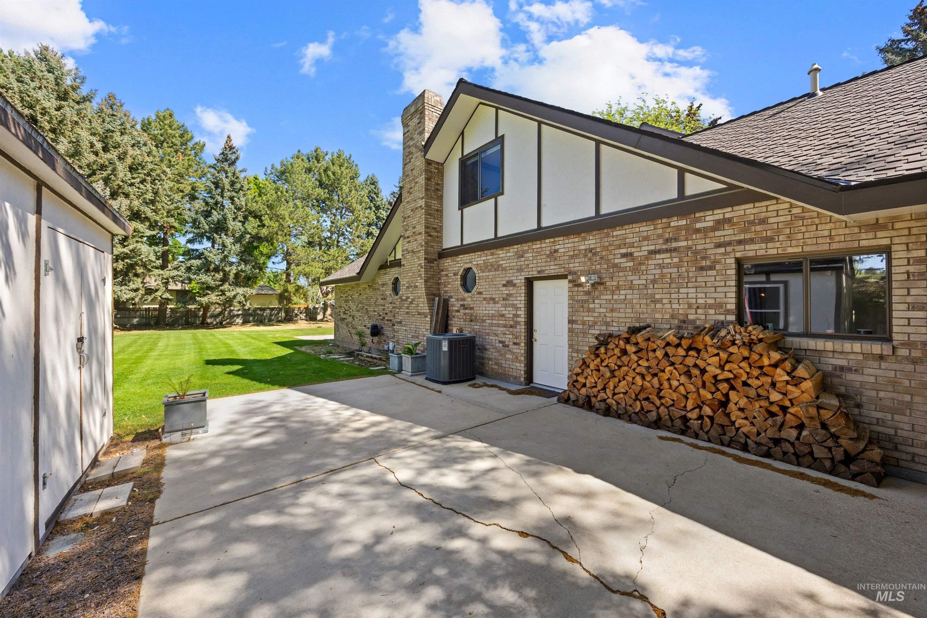 12474 W Ginger Creek Drive, Boise, Idaho 83713, 4 Bedrooms, 2.5 Bathrooms, Residential For Sale, Price $1,200,000, 98986211