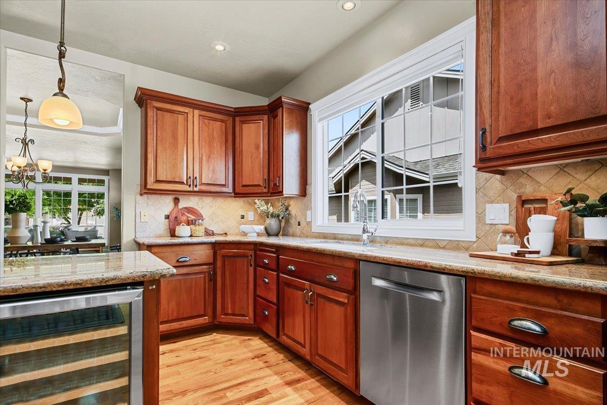 3882 S Arno Ave, Meridian, Idaho 83642, 4 Bedrooms, 2.5 Bathrooms, Residential For Sale, Price $799,900, 98986212
