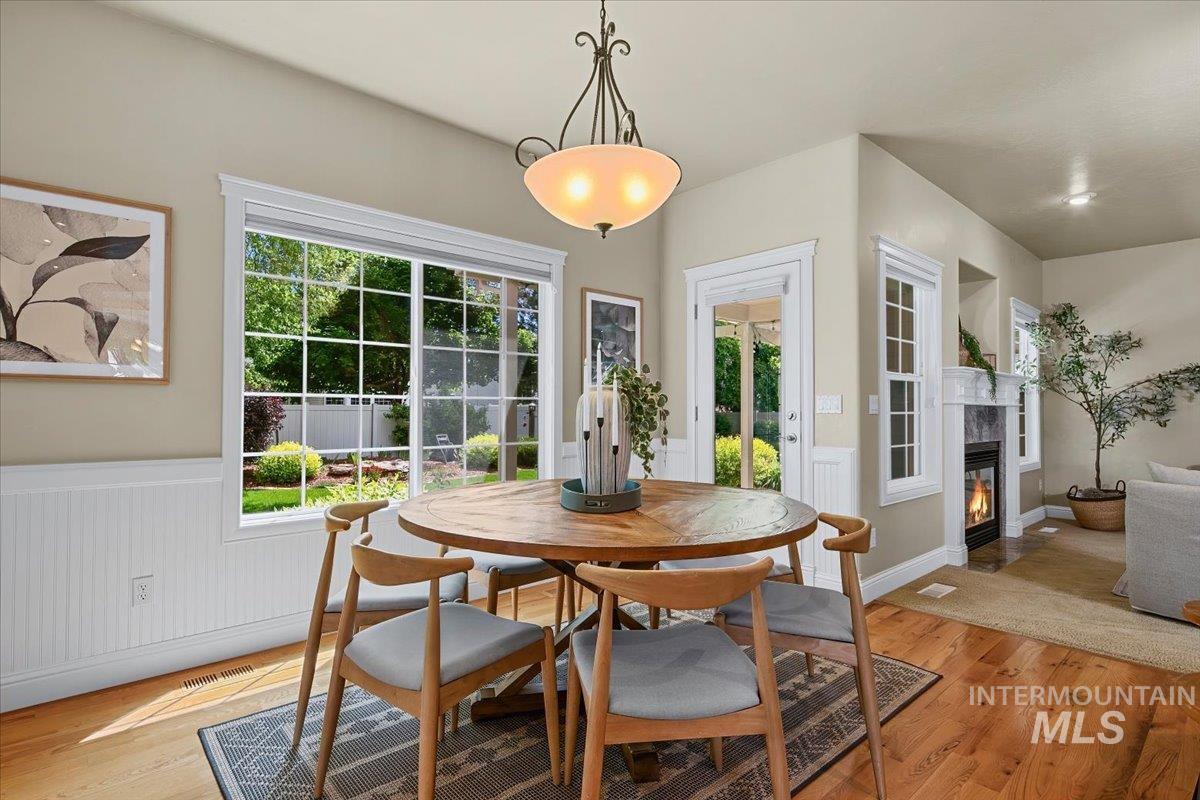3882 S Arno Ave, Meridian, Idaho 83642, 4 Bedrooms, 2.5 Bathrooms, Residential For Sale, Price $799,900, 98986212
