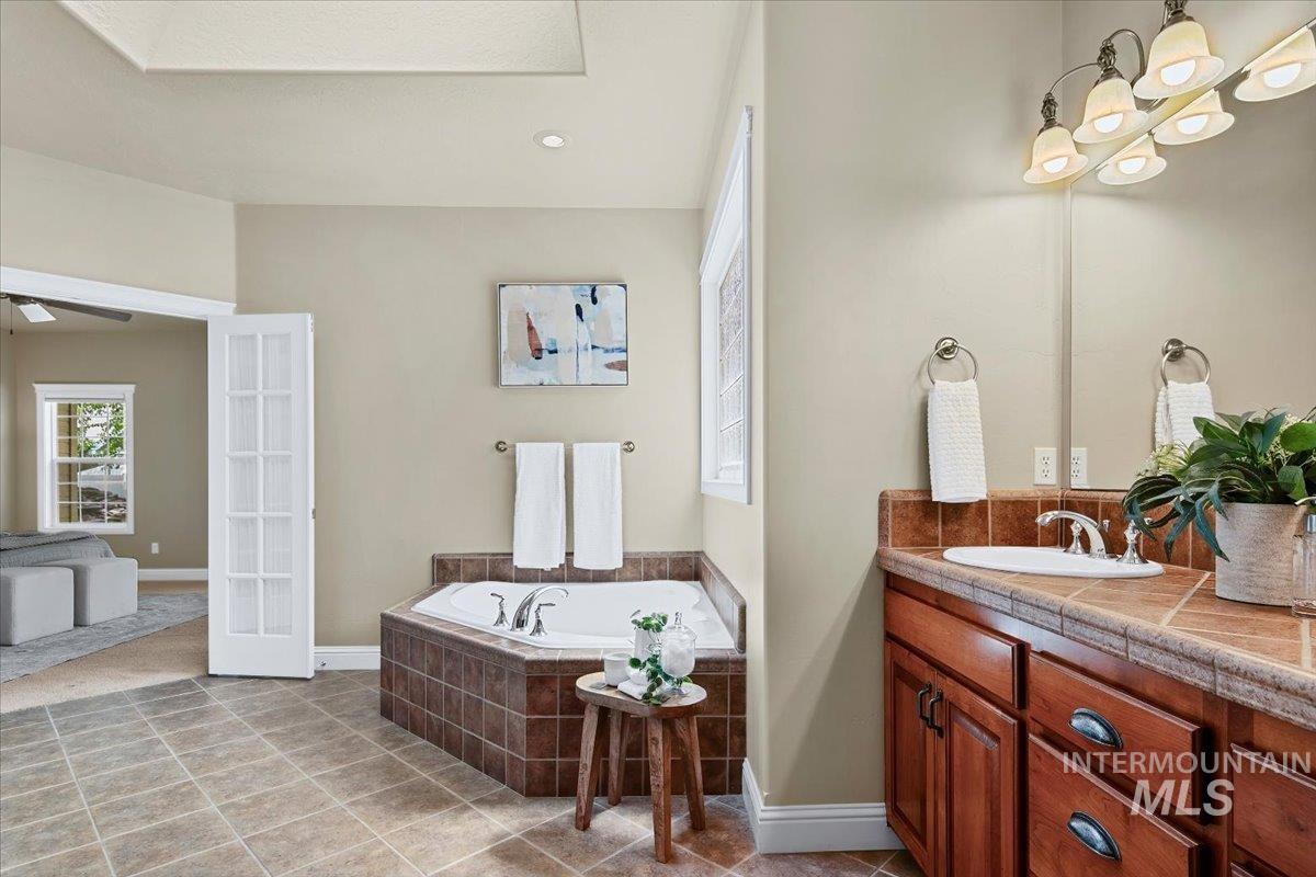 3882 S Arno Ave, Meridian, Idaho 83642, 4 Bedrooms, 2.5 Bathrooms, Residential For Sale, Price $799,900, 98986212