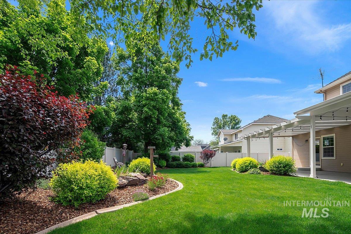 3882 S Arno Ave, Meridian, Idaho 83642, 4 Bedrooms, 2.5 Bathrooms, Residential For Sale, Price $799,900, 98986212