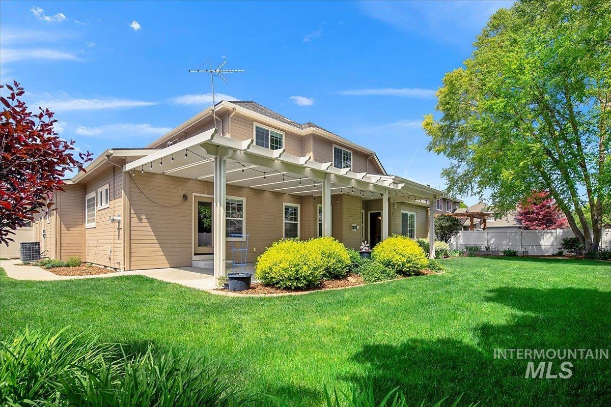 3882 S Arno Ave, Meridian, Idaho 83642, 4 Bedrooms, 2.5 Bathrooms, Residential For Sale, Price $799,900, 98986212
