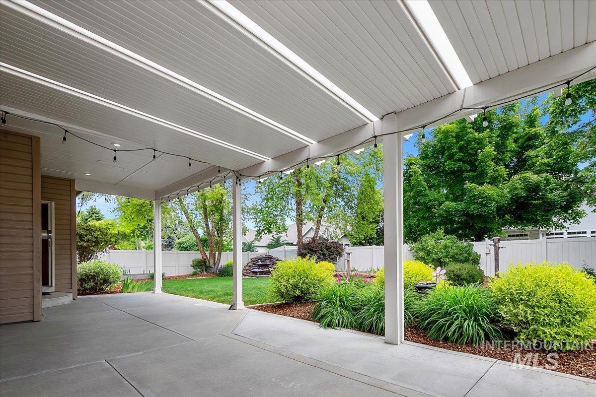 3882 S Arno Ave, Meridian, Idaho 83642, 4 Bedrooms, 2.5 Bathrooms, Residential For Sale, Price $799,900, 98986212