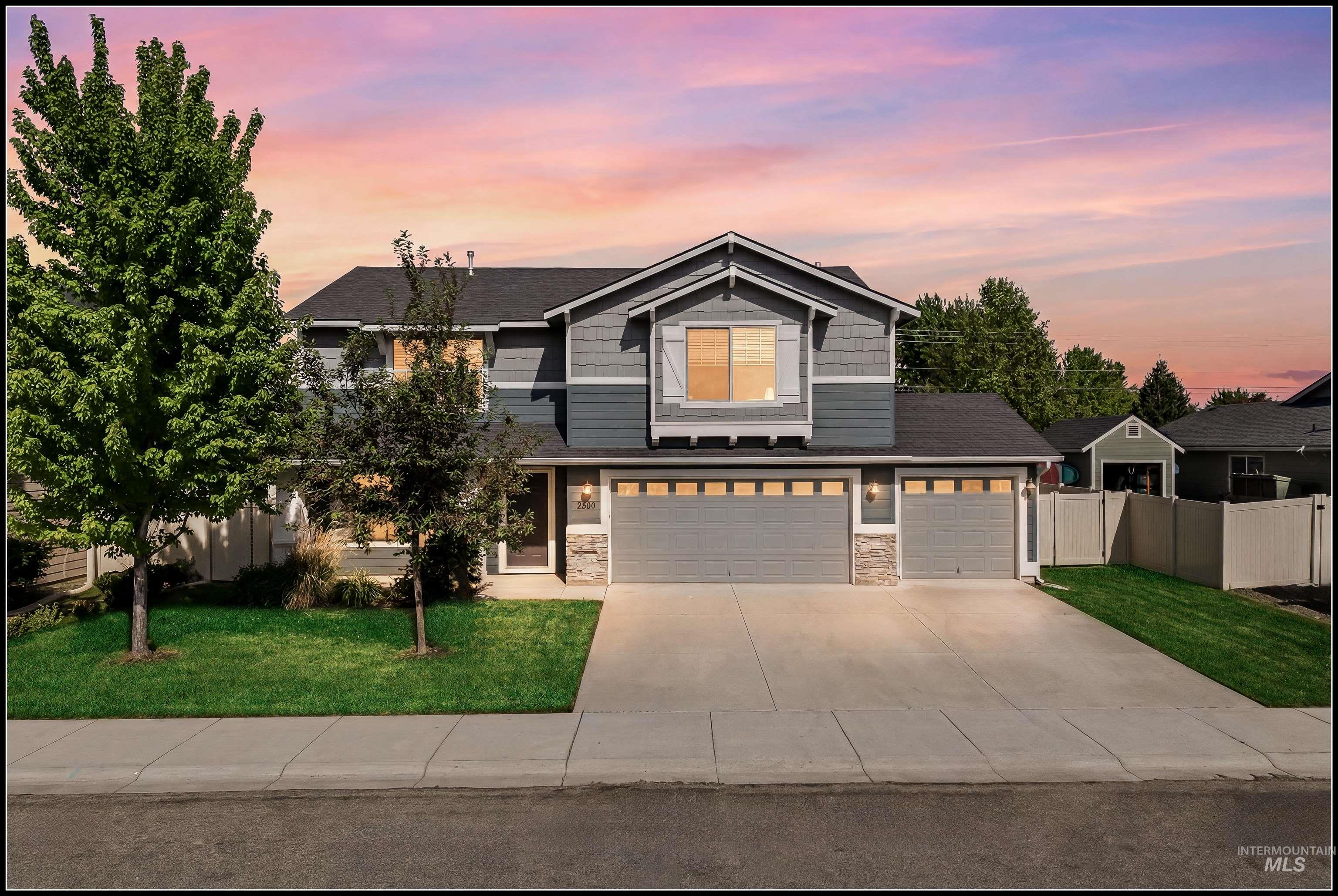 2280 N Doe Ave., Kuna, Idaho 83634, 4 Bedrooms, 2.5 Bathrooms, Residential For Sale, Price $472,500, 98986214