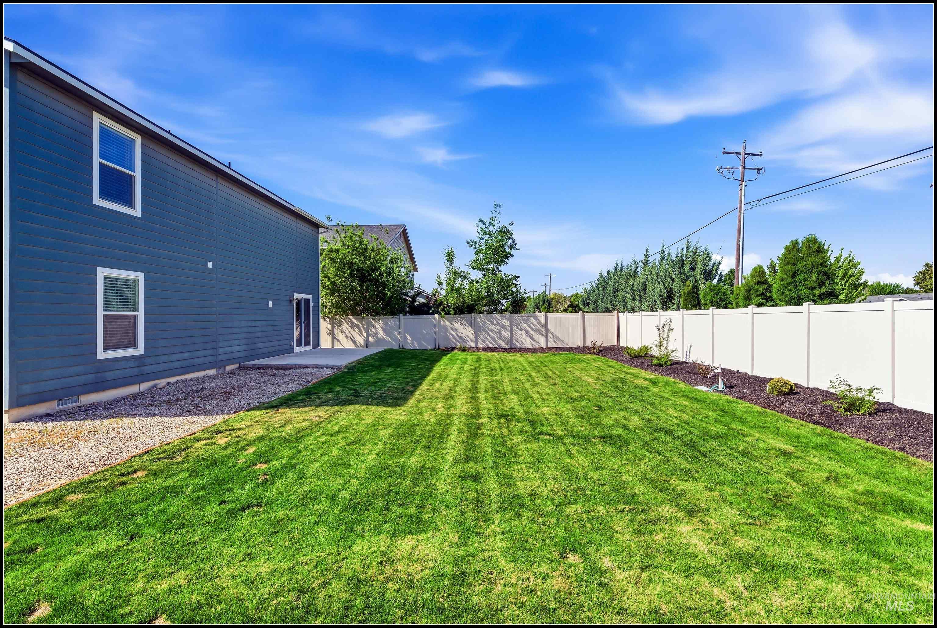 2280 N Doe Ave., Kuna, Idaho 83634, 4 Bedrooms, 2.5 Bathrooms, Residential For Sale, Price $472,500, 98986214