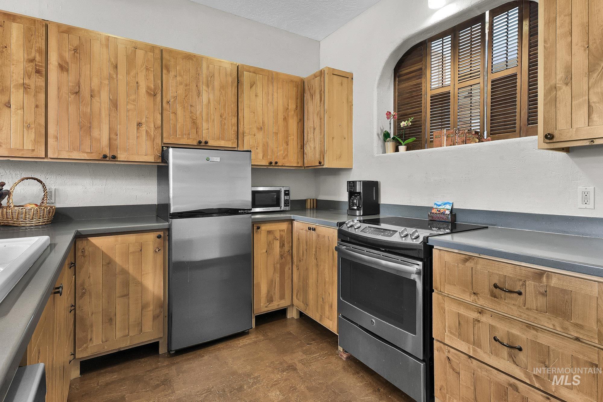 1312 E Franklin St, Boise, Idaho 83712, 2 Bedrooms, 1 Bathroom, Residential For Sale, Price $624,900, 98986215