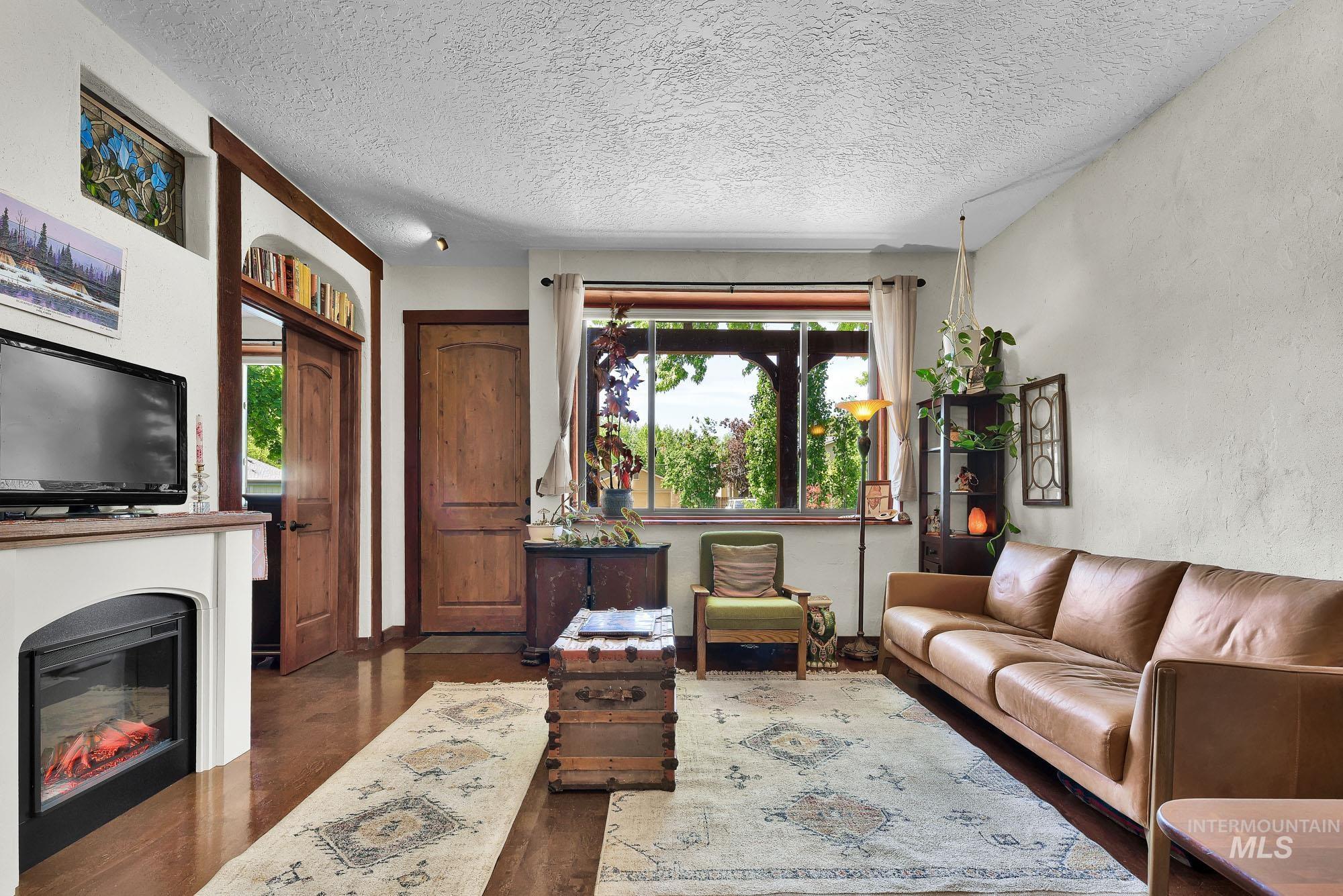 1312 E Franklin St, Boise, Idaho 83712, 2 Bedrooms, 1 Bathroom, Residential For Sale, Price $624,900, 98986215