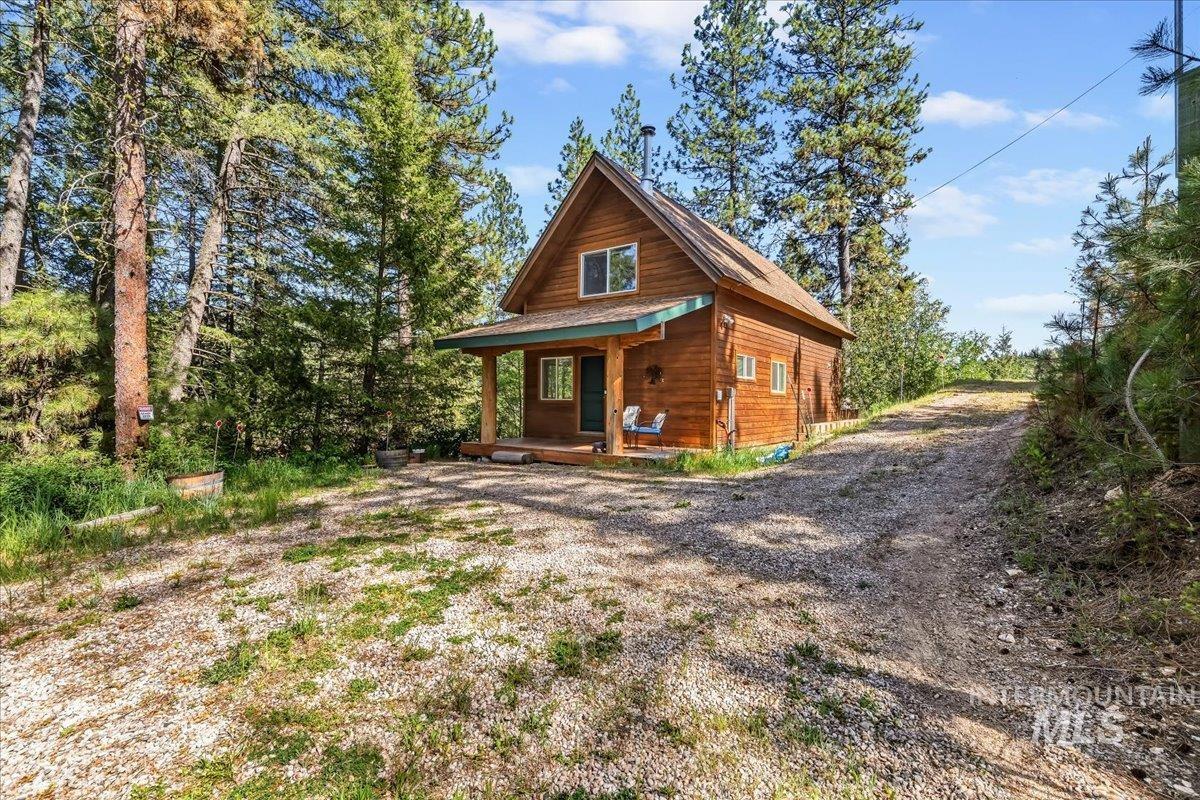 17 Bear Run Lane, Boise, Idaho 83716-3320, 2 Bedrooms, 2 Bathrooms, Residential For Sale, Price $359,900, 98986216