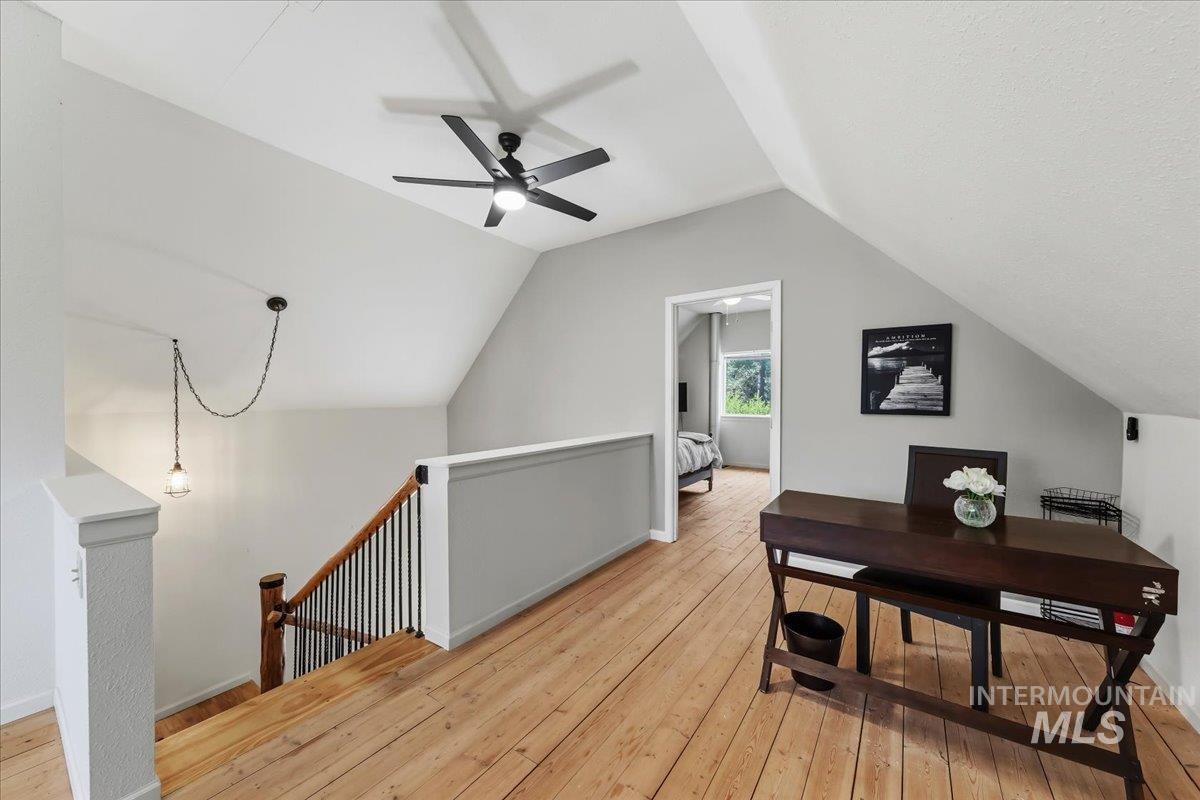 17 Bear Run Lane, Boise, Idaho 83716-3320, 2 Bedrooms, 2 Bathrooms, Residential For Sale, Price $359,900, 98986216