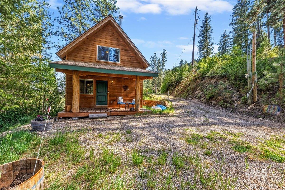 17 Bear Run Lane, Boise, Idaho 83716-3320, 2 Bedrooms, 2 Bathrooms, Residential For Sale, Price $359,900, 98986216