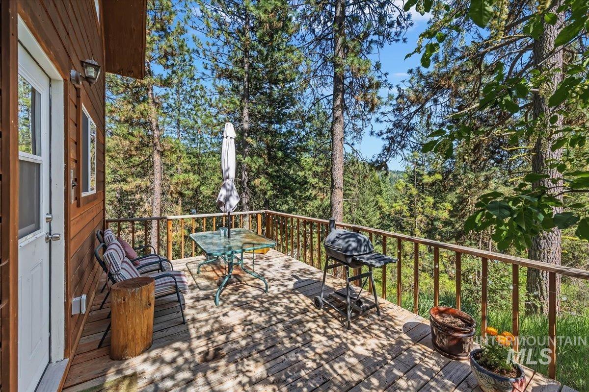 17 Bear Run Lane, Boise, Idaho 83716-3320, 2 Bedrooms, 2 Bathrooms, Residential For Sale, Price $359,900, 98986216