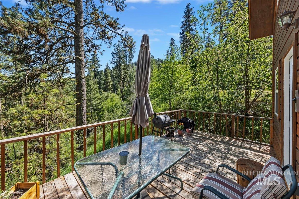 17 Bear Run Lane, Boise, Idaho 83716-3320, 2 Bedrooms, 2 Bathrooms, Residential For Sale, Price $359,900, 98986216