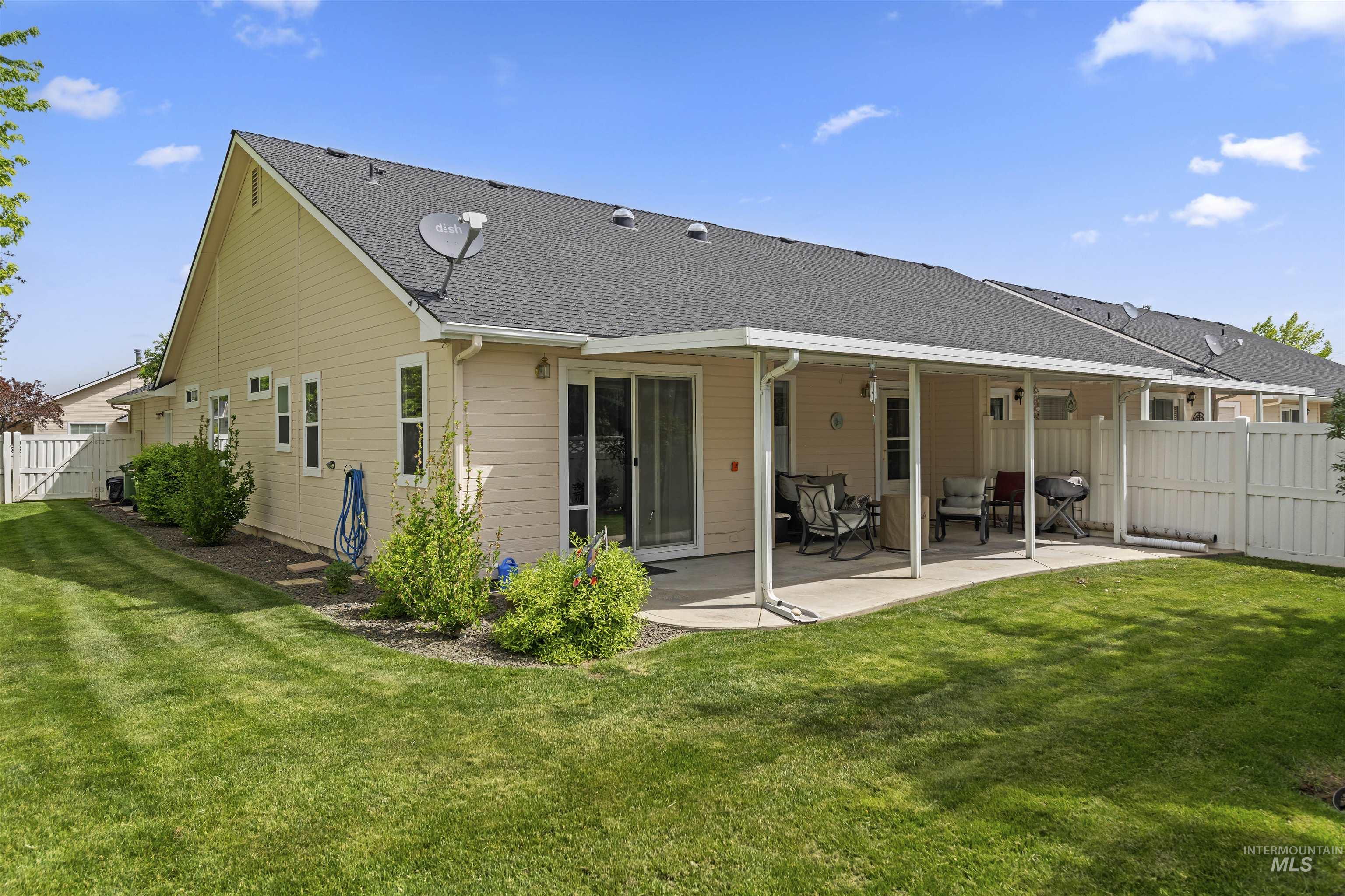 3385 W Fieldstream Lane, Meridian, Idaho 83646, 2 Bedrooms, 2 Bathrooms, Residential For Sale, Price $409,900, 98986217