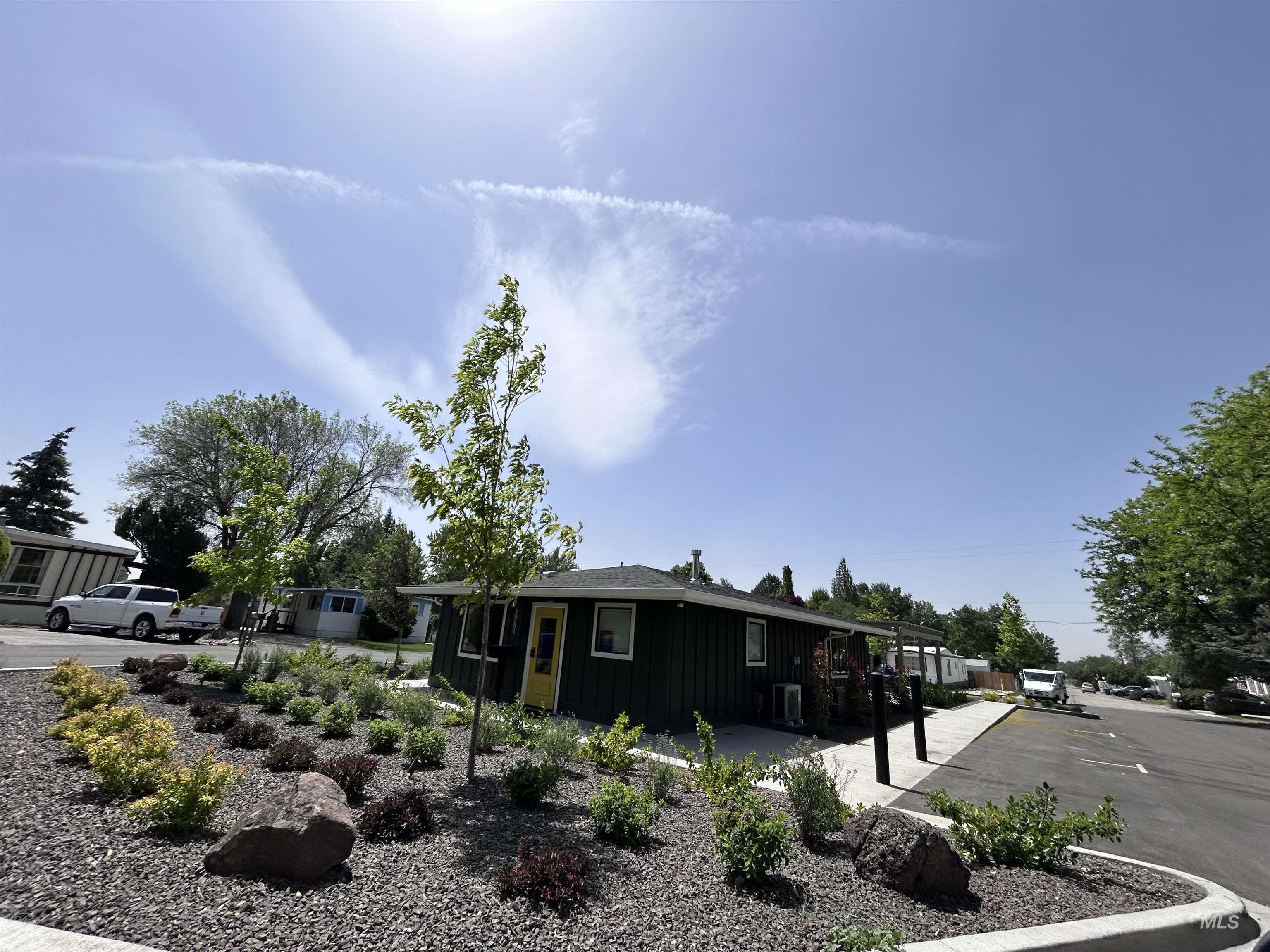 10601 N Horseshoe Bend Rd, Eagle, Idaho 83714, 2 Bedrooms, 2 Bathrooms, Residential For Sale, Price $75,000, 98986218