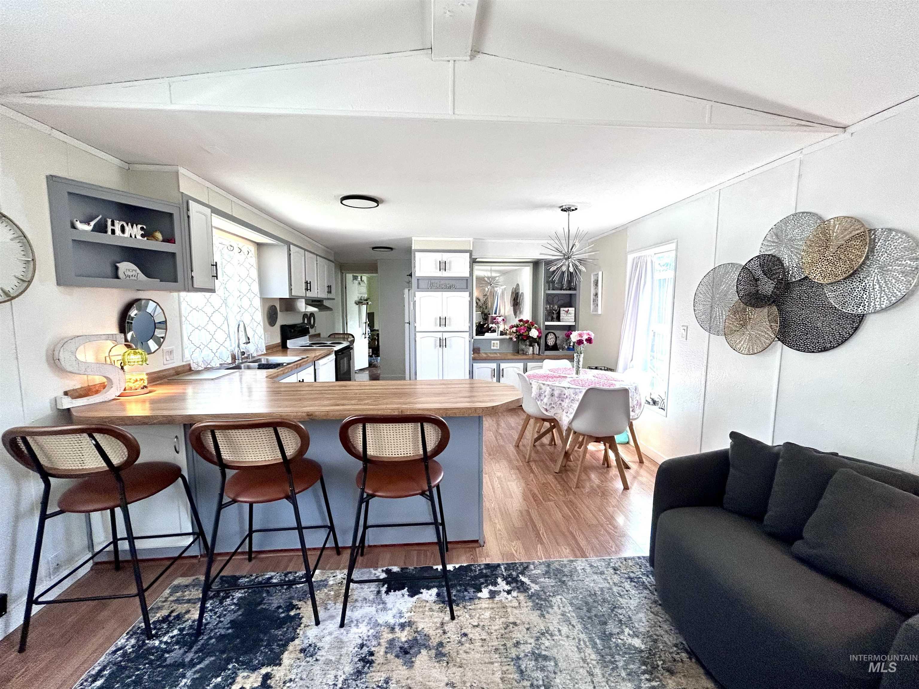 10601 N Horseshoe Bend Rd, Eagle, Idaho 83714, 2 Bedrooms, 2 Bathrooms, Residential For Sale, Price $75,000, 98986218
