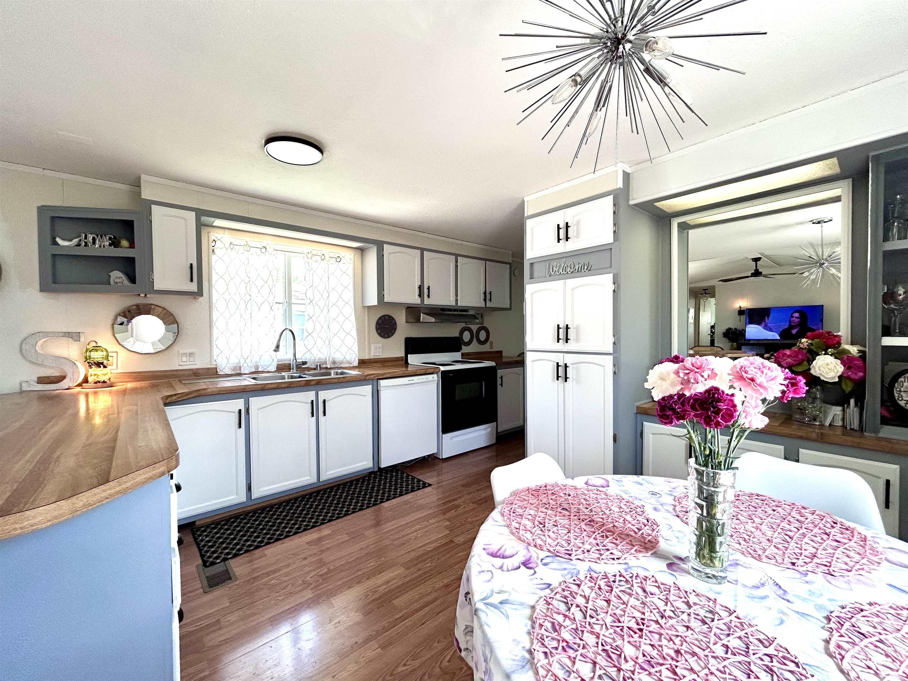 10601 N Horseshoe Bend Rd, Eagle, Idaho 83714, 2 Bedrooms, 2 Bathrooms, Residential For Sale, Price $75,000, 98986218