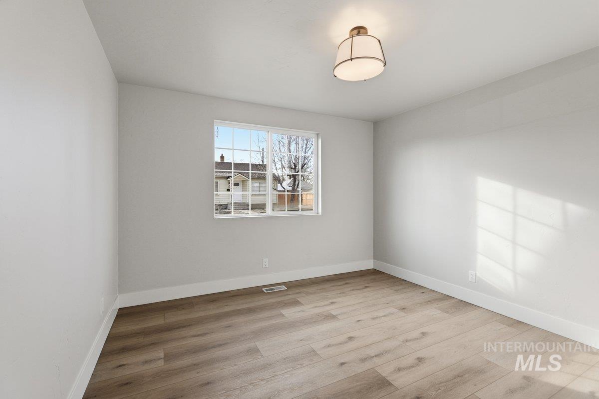 2310 W Frederic St, Boise, Idaho 83705, 4 Bedrooms, 3 Bathrooms, Residential For Sale, Price $649,990, 98986219