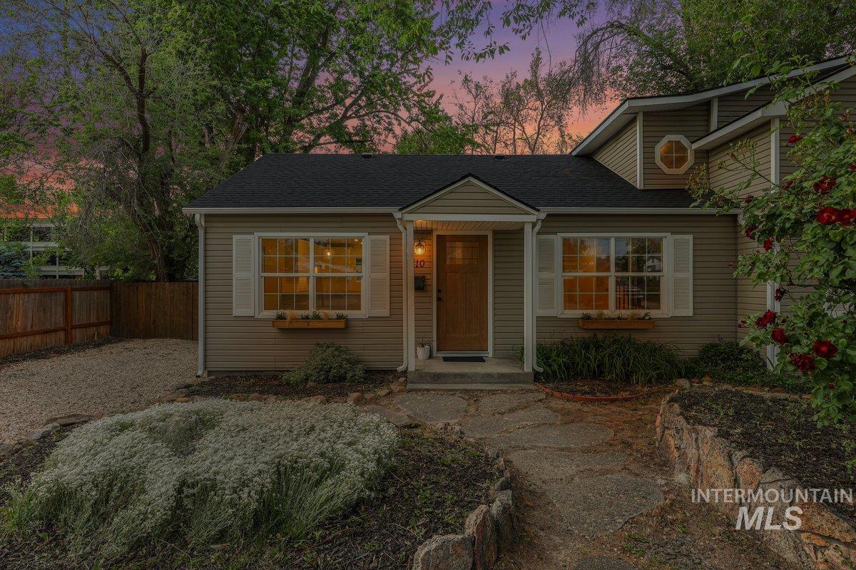 2310 W Frederic St, Boise, Idaho 83705, 4 Bedrooms, 3 Bathrooms, Residential For Sale, Price $649,990, 98986219