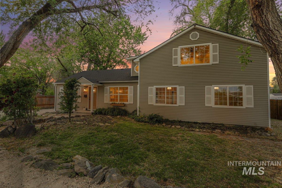 2310 W Frederic St, Boise, Idaho 83705, 4 Bedrooms, 3 Bathrooms, Residential For Sale, Price $649,990, 98986219