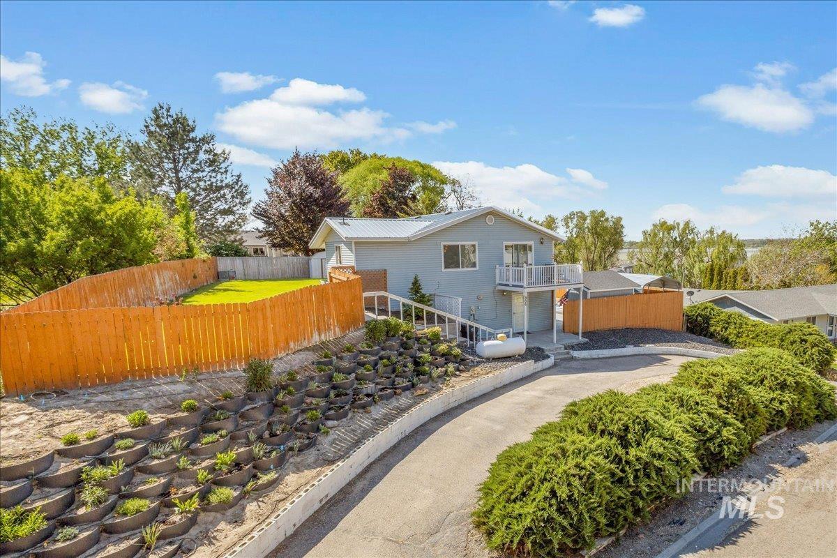 906 N 9Th St, Parma, Idaho 83660-5900, 4 Bedrooms, 3 Bathrooms, Residential For Sale, Price $435,000,MLS 98986220