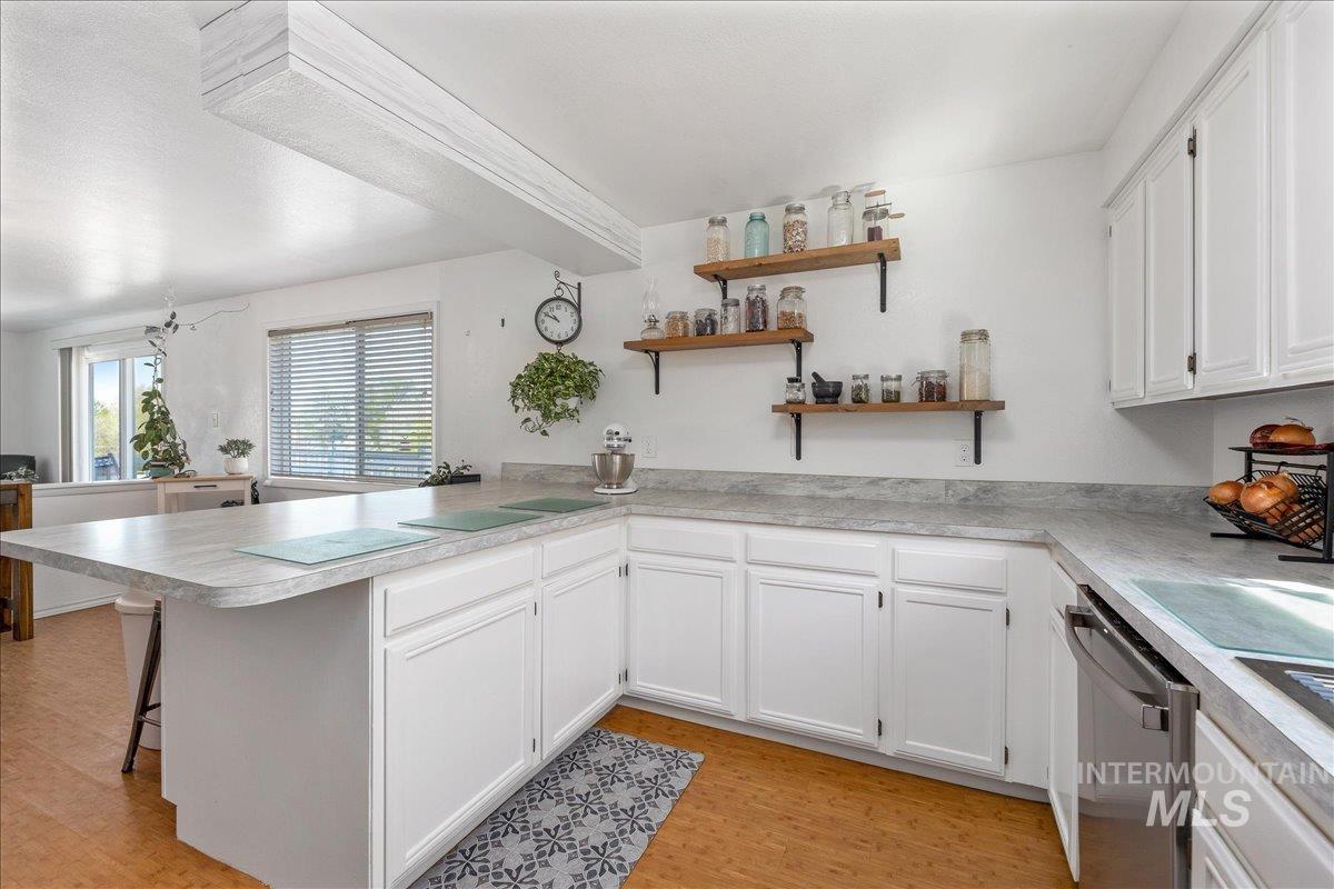 906 N 9Th St, Parma, Idaho 83660-5900, 4 Bedrooms, 3 Bathrooms, Residential For Sale, Price $435,000,MLS 98986220