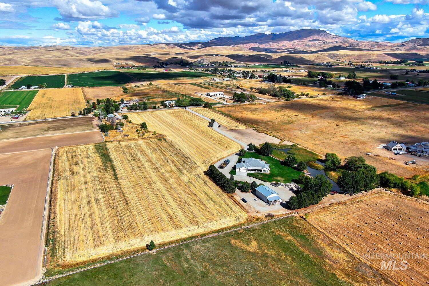 1795 W Black Canyon Hwy, Emmett, Idaho 83617, 3 Bedrooms, 3.5 Bathrooms, Residential For Sale, Price $1,975,000, 98986221