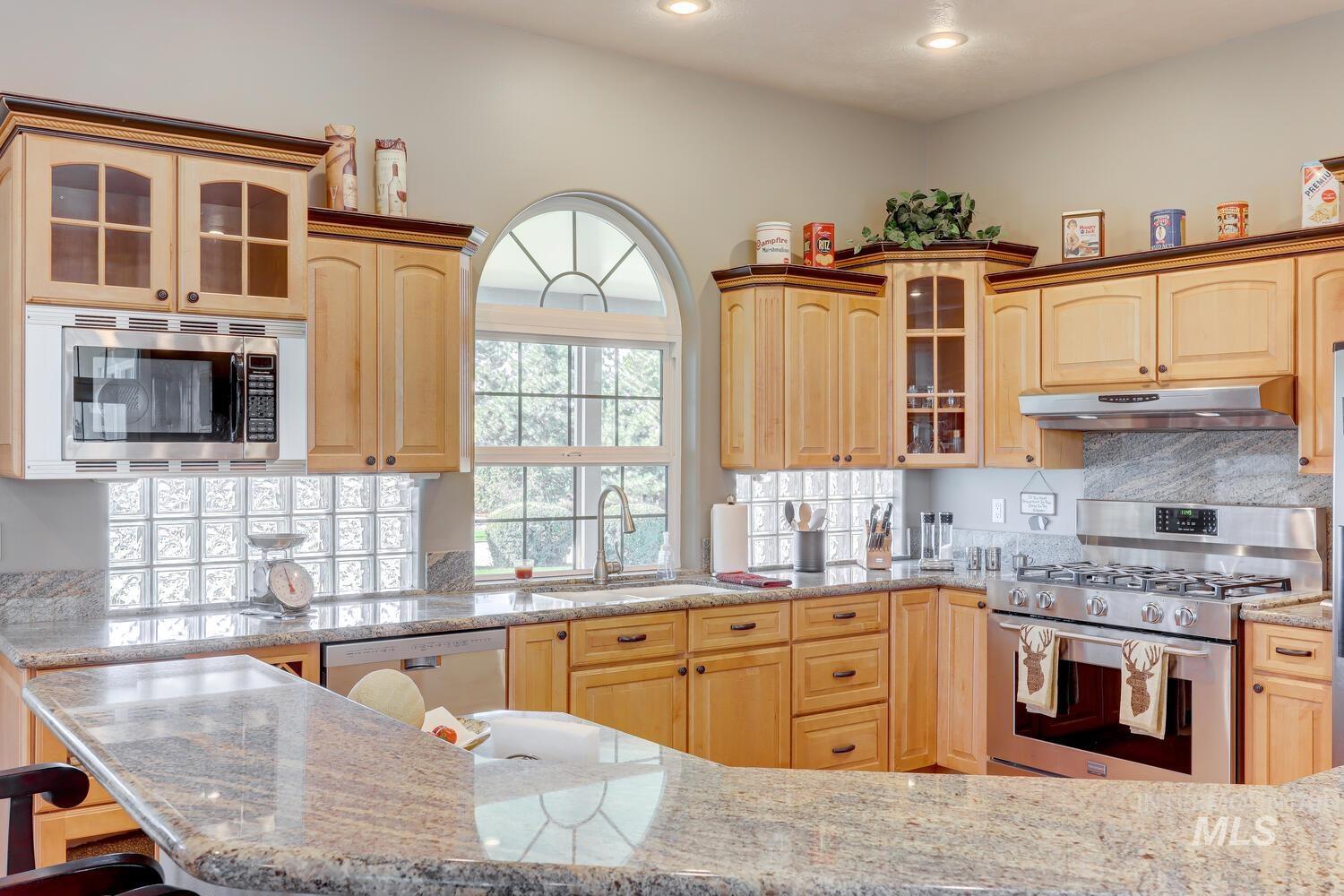 1795 W Black Canyon Hwy, Emmett, Idaho 83617, 3 Bedrooms, 3.5 Bathrooms, Residential For Sale, Price $1,975,000, 98986221