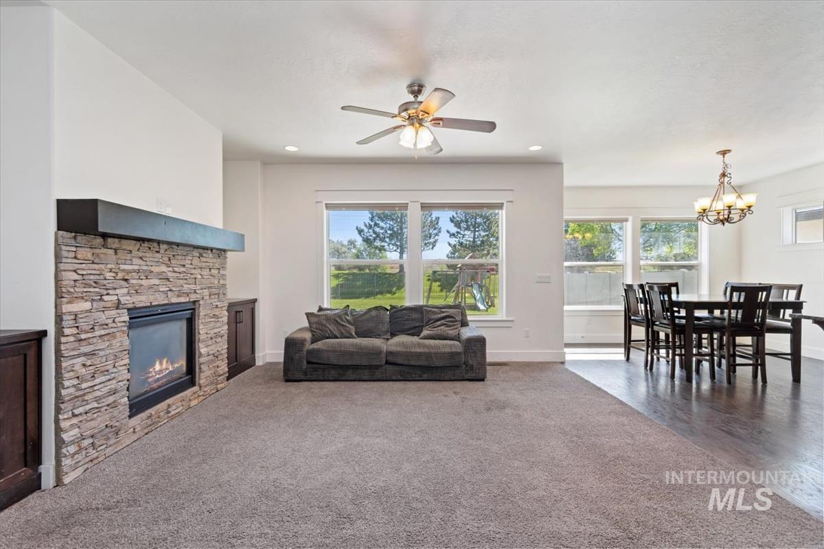 4406 S Lava Springs Loop, Nampa, Idaho 83686, 4 Bedrooms, 2.5 Bathrooms, Residential For Sale, Price $475,000,MLS 98986225