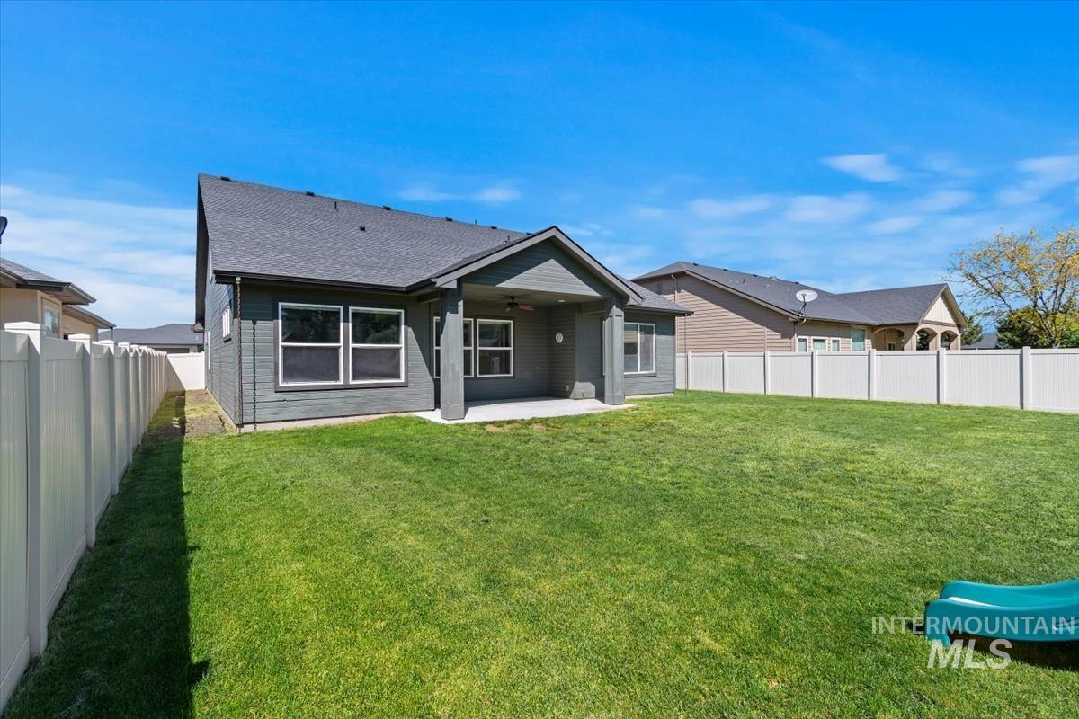 4406 S Lava Springs Loop, Nampa, Idaho 83686, 4 Bedrooms, 2.5 Bathrooms, Residential For Sale, Price $475,000,MLS 98986225