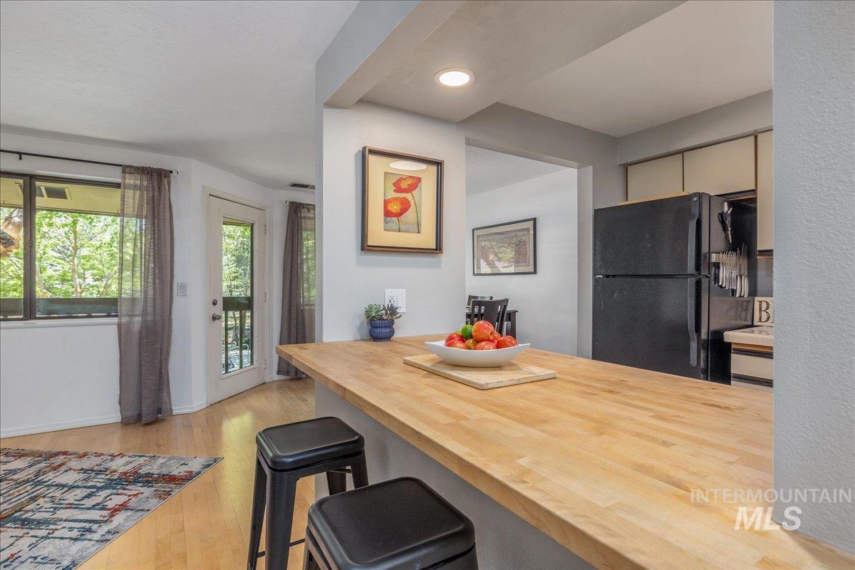 3651 S Gekeler Ln, Boise, Idaho 83706-6457, 3 Bedrooms, 2 Bathrooms, Residential For Sale, Price $375,000, 98986226