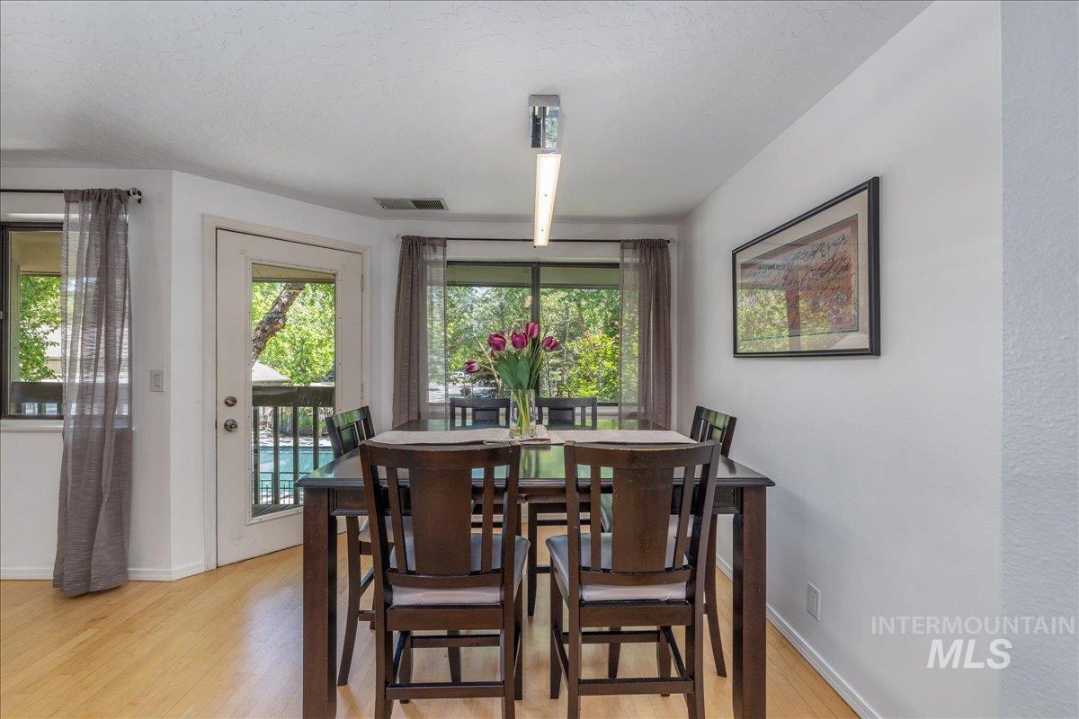 3651 S Gekeler Ln, Boise, Idaho 83706-6457, 3 Bedrooms, 2 Bathrooms, Residential For Sale, Price $375,000, 98986226