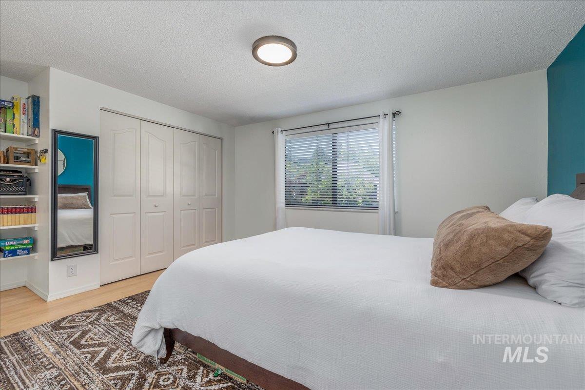 3651 S Gekeler Ln, Boise, Idaho 83706-6457, 3 Bedrooms, 2 Bathrooms, Residential For Sale, Price $375,000, 98986226