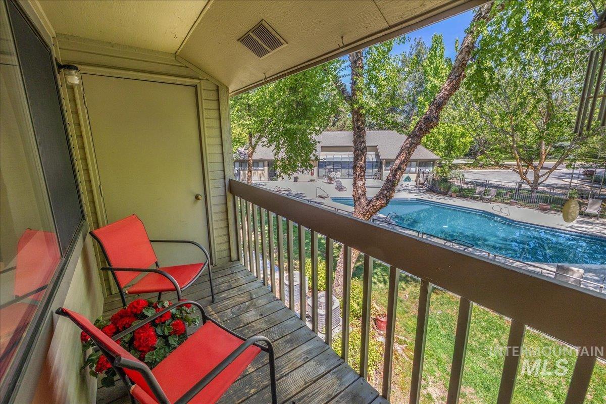 3651 S Gekeler Ln, Boise, Idaho 83706-6457, 3 Bedrooms, 2 Bathrooms, Residential For Sale, Price $375,000, 98986226