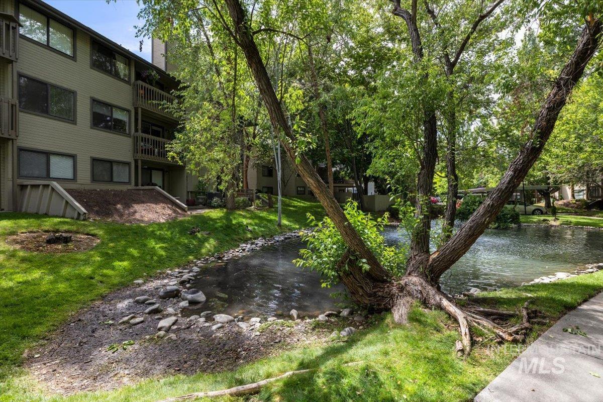 3651 S Gekeler Ln, Boise, Idaho 83706-6457, 3 Bedrooms, 2 Bathrooms, Residential For Sale, Price $375,000, 98986226